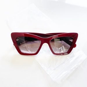 FERRAGAMO Sunglasses (rare color)